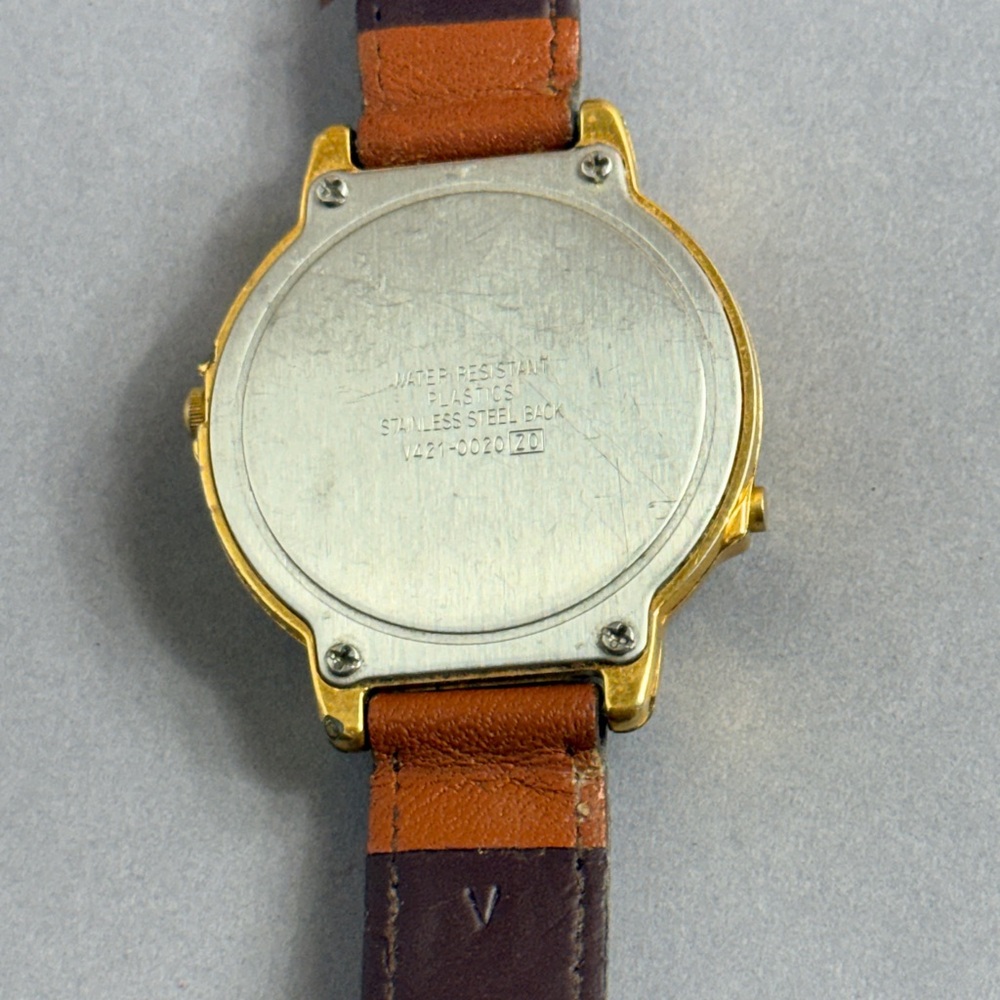 Disney Gold Mickey Mouse Women's Watch Lorus Musical - Picture 5 of 5